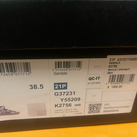 Chanel Sandals 22” - Picture 5 of 7